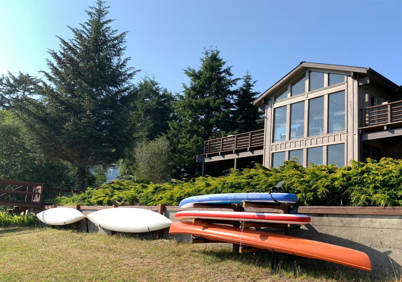 The Redwood Guesthouse At The Floras Lake Getaway Langlois Exterior photo